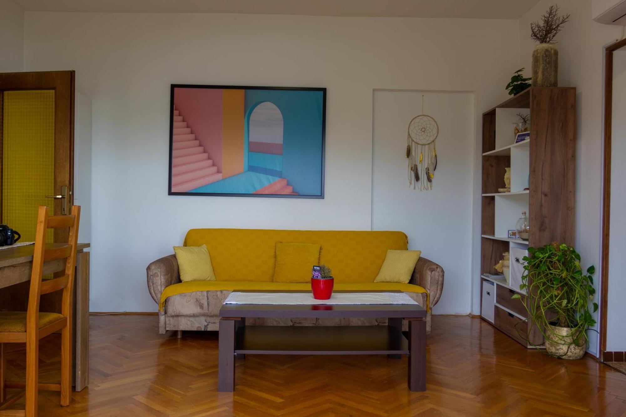 카스타브 Sea View Retreat With 170Mbps Wifi And Sunny Balcony 아파트 외부 사진